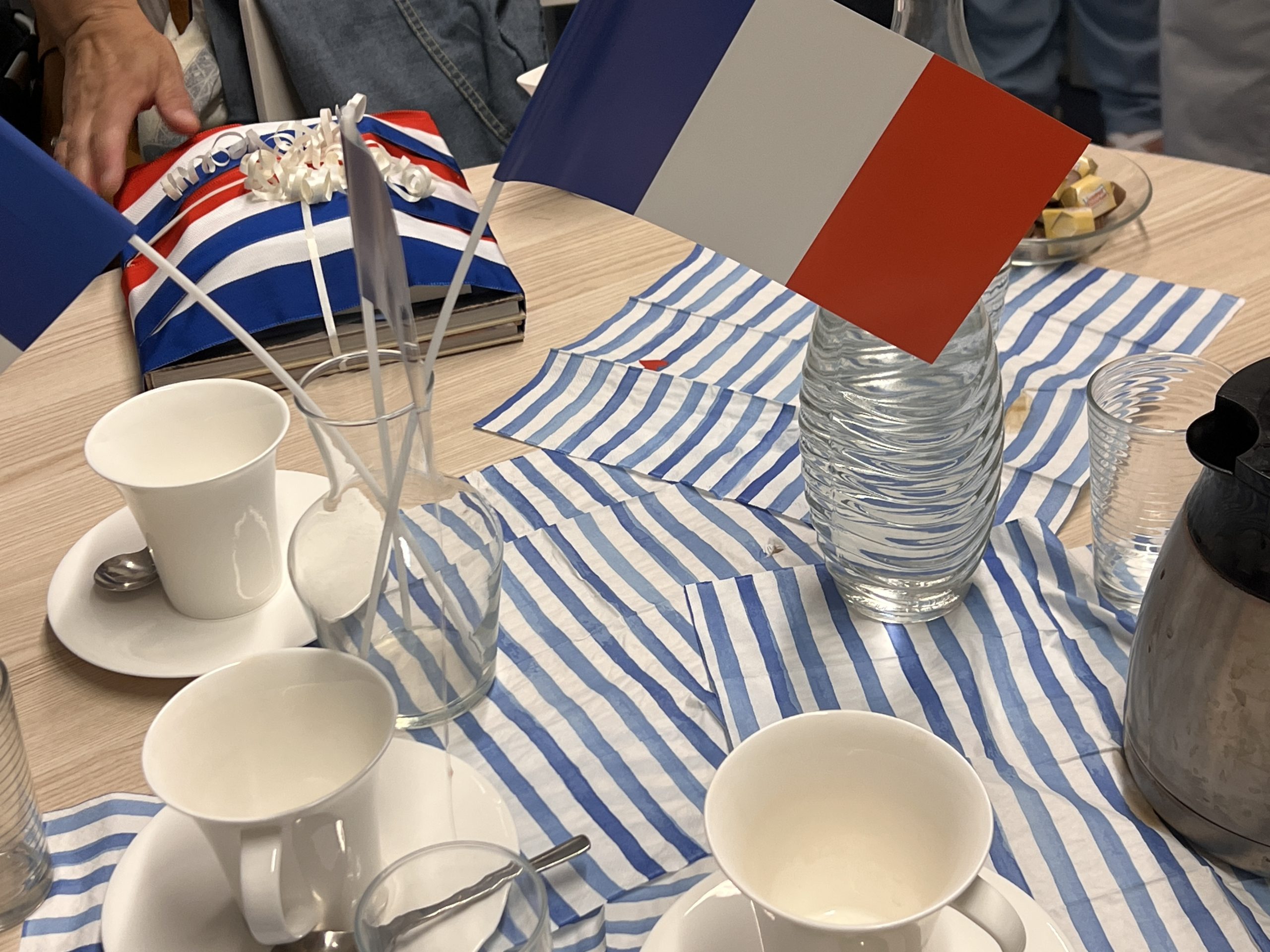 60 Jahre Freundschaft zwischen Saint-Sébastien-sur-Loire und Glinde – Die Stadtbücherei feiert mit deutsch-französischem Bilderbuchkino